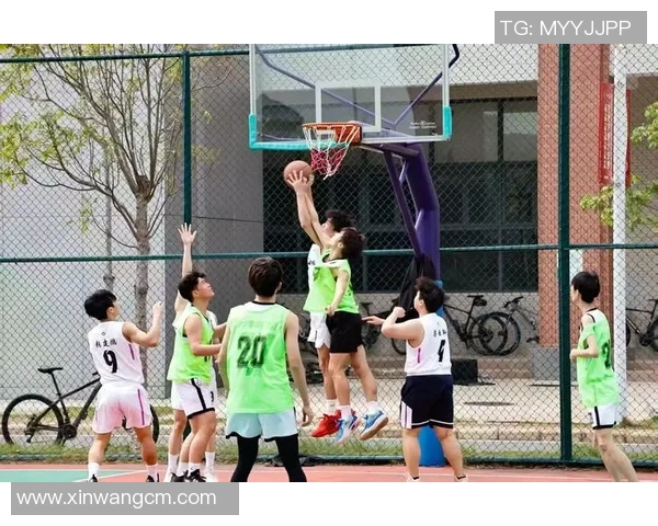 全国锦标赛回顾:上海篮球队展现出强大的实力与团队协作精神 全国锦标赛回顾:上海篮球队展现出强大的实力与团队协作精神