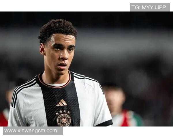 多胡子的足球明星如何在绿茵场上展现独特魅力与风采 多胡子的足球明星如何在绿茵场上展现独特魅力与风采